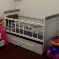 تخت گهواره ای کودک