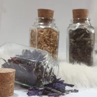 شیشه چهارگوش مک کارتی درب چوب پنبه ای زعفران ادویه|ظروف نگهدارنده، پلاستیکی، یکبارمصرف|تهران, ارامنه|دیوار