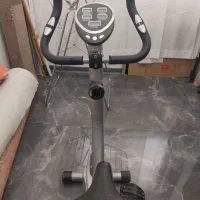 دوچرخه ثابت ورزشی