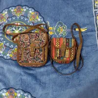دو عدد کیف سنتی|کیف، کفش، کمربند|اصفهان, بهارستان|دیوار