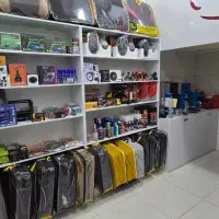 مغازه تزئیناتی با دکور و اجناس وگذار می شود|اجارهٔ مغازه و غرفه|برازجان, |دیوار