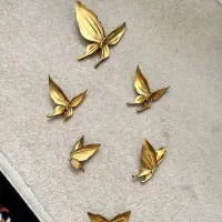 پروانه های دیواری