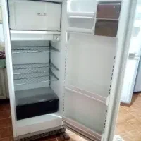 دو عدد یخچال|یخچال و فریزر|بافت, |دیوار