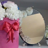 دسته گل وگل وآینه