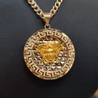 مدال ورساچه با زنجیر کارتیه بدون اجرت و مالیات