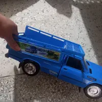 همه اسباب بازیا فقط هشتصد