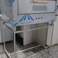 فرریلی و صندوقی پیتزا