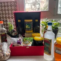 عجب چیزایی داریم ما