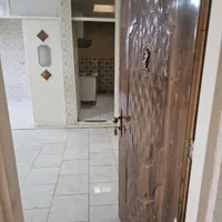 آپارتمان مجردی بالای مغازه