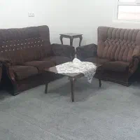 مبل هفت نفره با میز  الان هم ازشون استفاده میکنیم