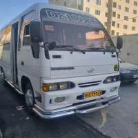 همکاری راننده مینی بوس