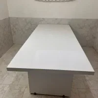 میز کنفرانس