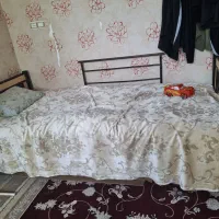 دوتاتخت فلزی دونفره سالم باهم دومیلیون