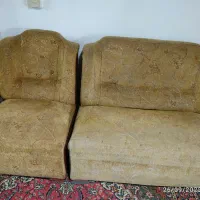 مبل راحتی سالم و تمیز،روکش سالم و بدون فرورفتگی