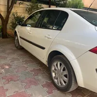 مگان ۲۰۰۰ اتومات