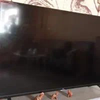 تلویزیون LED اینچ48. مارک TCL کاملا سالم