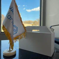 کارگر جهت کار کارتن سازی