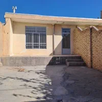 یک واحد مسکونی اجاره داده می‌شود