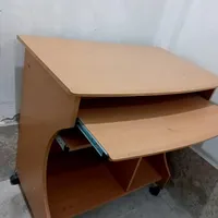 میز کامپیوتر