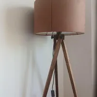 آباژور سه پایه چوبی
