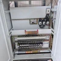 برقکار / برق کار /کاراموز برق/ ماهر و نیمه ماهر