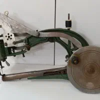 چرخ خیاطی قدیمی