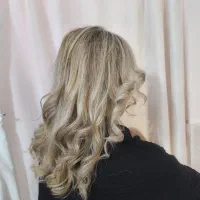 رنگ ولایت اقتصادی|خدمات آرایشگری و زیبایی|شیراز, انجیره|دیوار