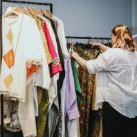 استخدام دستیار کارگاه خیاطی