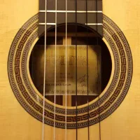 گیتار فلامنکو دست ساز