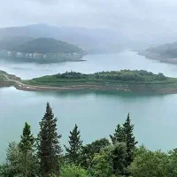 اجاره ویلا و کلبه سوئیسی در لفور