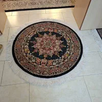 فرش گرد در حد نو