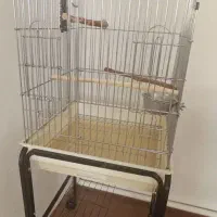 قفس پایه دار