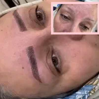 خدمات ارایش دائم میکروبلیدینگ ابرو|خدمات آرایشگری و زیبایی|شیراز, هفت تنان|دیوار