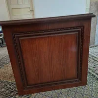 میز تحریر و کامپیوتر