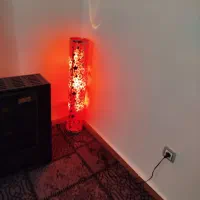 آباژور ایستاده