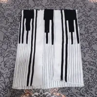 چوقا بچه گانه|لباس|ازنا, |دیوار