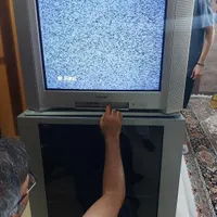 تلوزیون ال جی ۲۸ اینچ درحد با میز|تلویزیون و پروژکتور|اصفهان, الهیه|دیوار