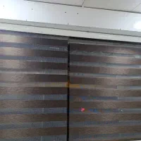 پرده کاملا تمیز و سالم