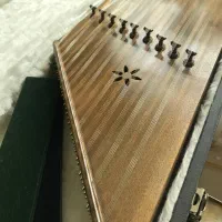 ساز سنتور قدمت دار چوب گردو بسیار نو