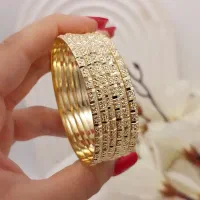 النگو طلا روس