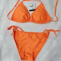 لباس زیراروپایی|لباس|بروجرد, |دیوار