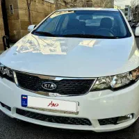 سراتو آپشنال ۲۰۰۰ بسیار سالم و تمیز