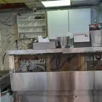 اجاره مغازه در چهارراه ولیعصر مناسب فست فود|اجارهٔ مغازه و غرفه|تهران, فلسطین (میدان انقلاب)|دیوار