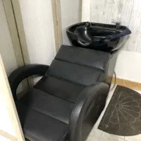 فروش فوری لوازم ارایشگاه