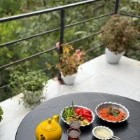 زمین کوهپایه لب خیابان اصلی آماده ساخت