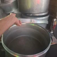 قابلمه بزرگ دسته دار روحی مخصوص نذری و تهیه غذا ها