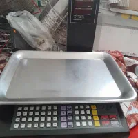 ترازو صندوقدار و جای حبوبات و چرخ دستی|فروشگاه و مغازه|سرعین, |دیوار