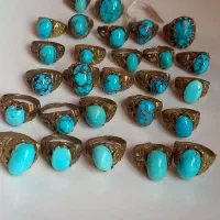 فیروزه نیشابوری طبیعی