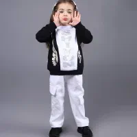 نیاز به یک فروشنده خانم