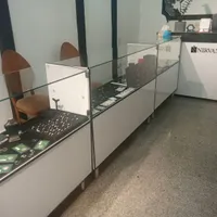ویترین و پیشخوان